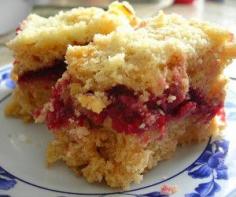 Oven Baked Raspberry Crumble Cake Recipe