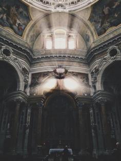 
                    
                        Church of San Lorenzo in Turin / photo by Francesco Zivoli
                    
                