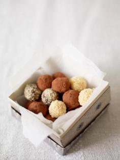 
                    
                        Chocolate surprise truffles Rolled in toasted hazelnuts and cocoa These chocolate truffles make great gifts, and a pinch of chilli in one or two spices things up
                    
                