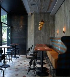 
                    
                        another view, more of the floor // MATTO Pizzeria in... SHANGHAI! Design by Darryl Goveas, Founder and Director, Pure Creative International. © MATTO Shanghai
                    
                