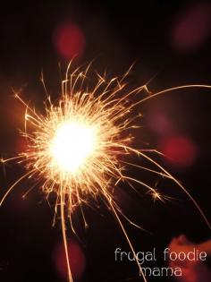 Tips for taking photos of fireworks and sparklers via thefrugalfoodiemama.com #4thofJuly