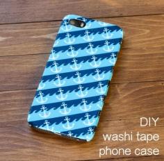 How to make a washi tape cell phone case - this is SUCH an easy idea. Done in just a few minutes. Pin this for whenever you want a quick creative project.