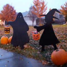 Such CUTE Halloween ideas for outside of your home!