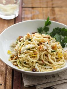 crab spaghetti with lemon gremolata | Foodie Crush