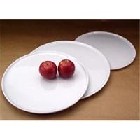 Our Pillivuyt platters can be found in fine restaurants throughout France a culinary country where cooking is taken very seriously. The Pillivuyt platters and plates are for the presentation of meat fish vegetables and desserts at the table. These platters make the perfect palette for your culinary artwork. Clean-up is a breeze. The Pillivuyt all-white finish and timeless design is robust and durable enough for everyday use.