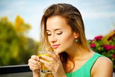 9 Health Benefits of Drinking Green Tea Every Day For You